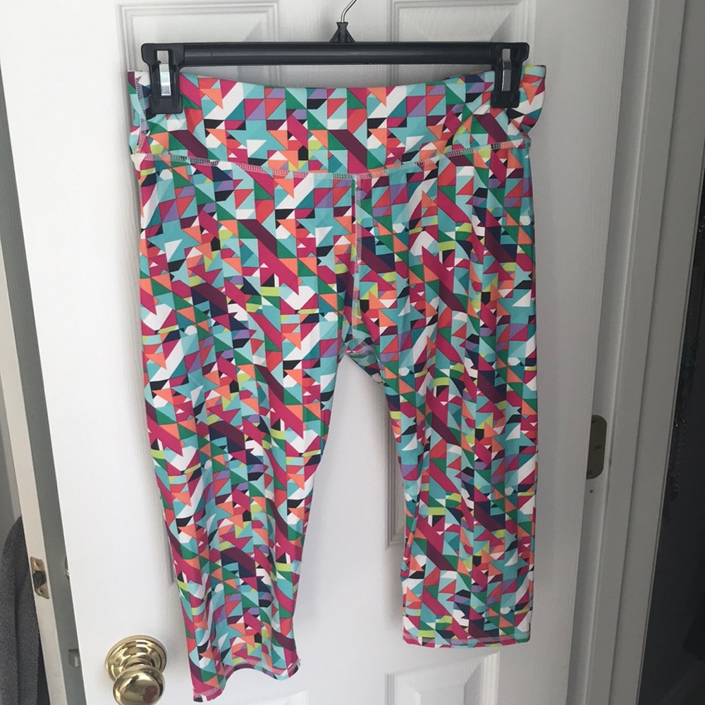 Fabletics Mulit-colored cropped yoga pants